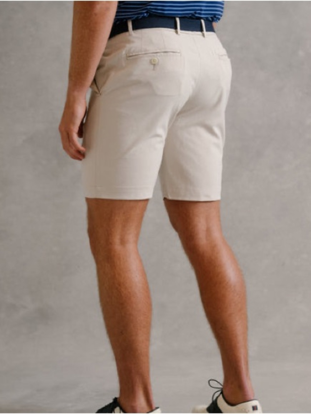 B. Draddy Zac Athletic Golf Shorts Men’s Beige